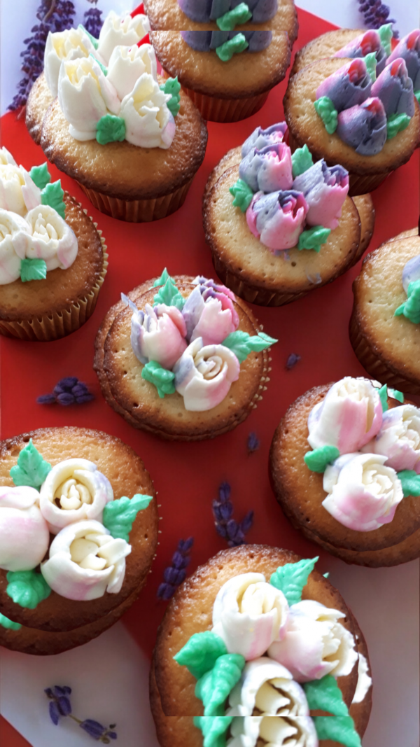 Rosette Cup Cake