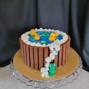 Vanilla Ducky  Barrel Cake